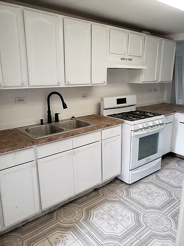 325 E Kensington Ave #G Photo 1