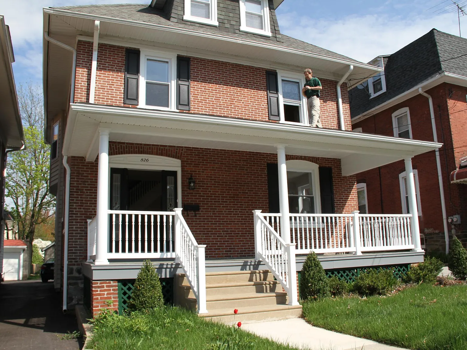 826 Cricket Ave — Photo 1