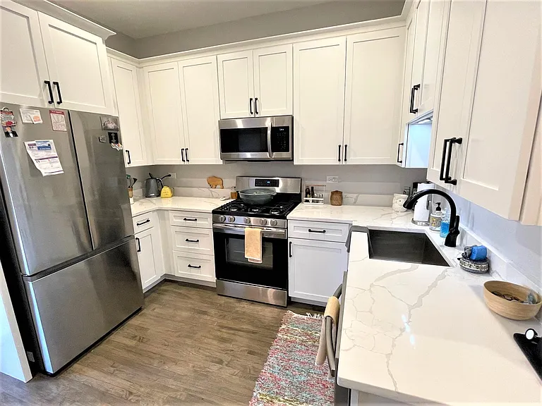 1455 W Farragut Ave #1 — Photo 22