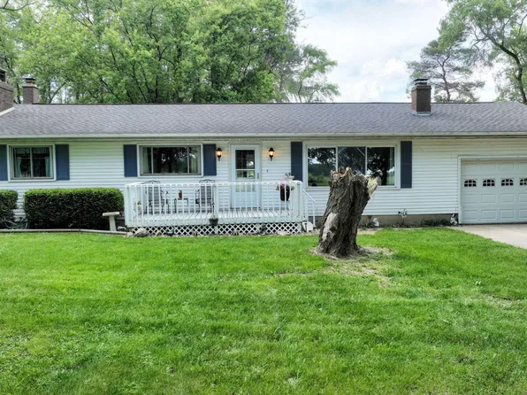 9195 Shipman Rd, Corunna, MI 48817