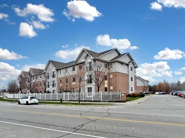91 Aspen Springs Dr, Clarington, ON