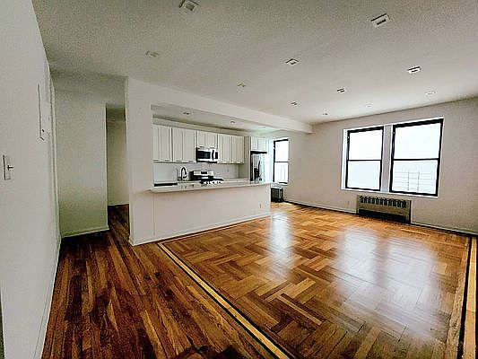4th image of 95 Brooklyn Ave #F