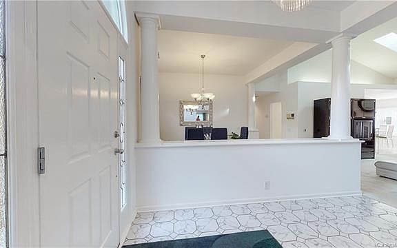 4th image of 523 River Oaks Ln