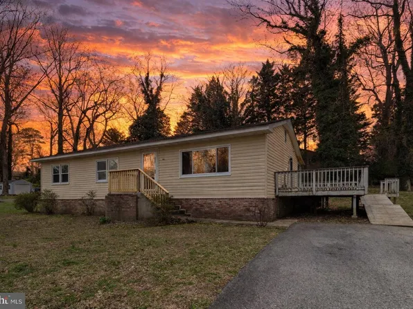 5421 Chesapeake Ave, Saint Leonard, MD 20685