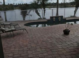 5345 SW 38th Ave, Fort Lauderdale, FL 33312