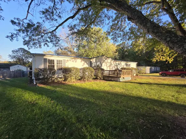 7137 Tull St, New Church, VA 23415
