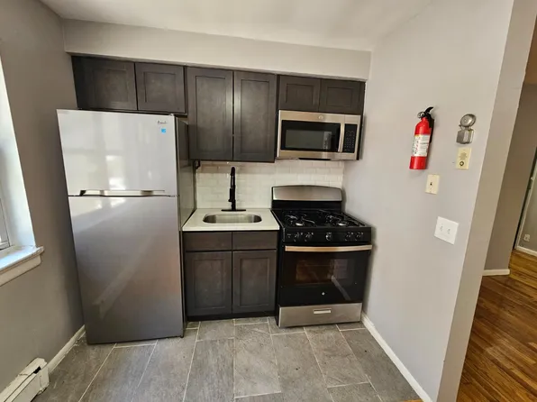 26 Stiles St, Elizabeth, NJ