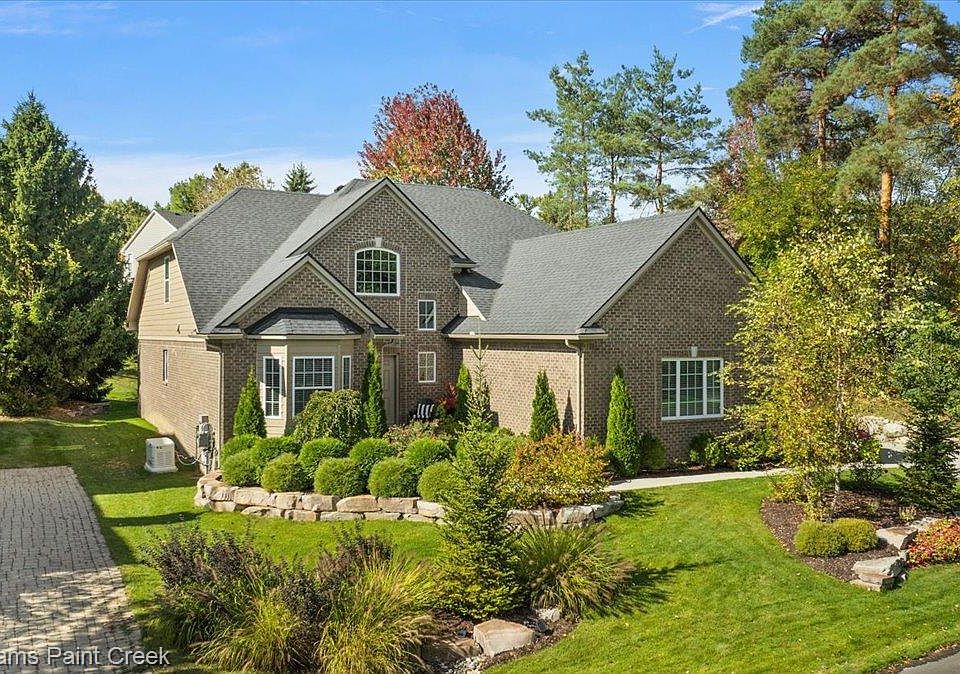 1st image of 84 Greenan Ln
