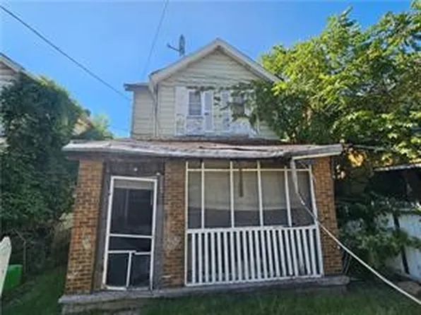 1303 Olivant St, Pittsburgh, PA 15206