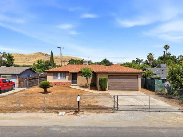 840 Laurel Avenue, Lindsay, CA 93247