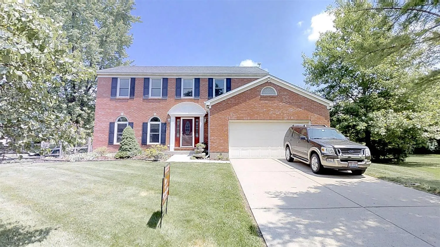 8950 Edgeridge Dr photo 1