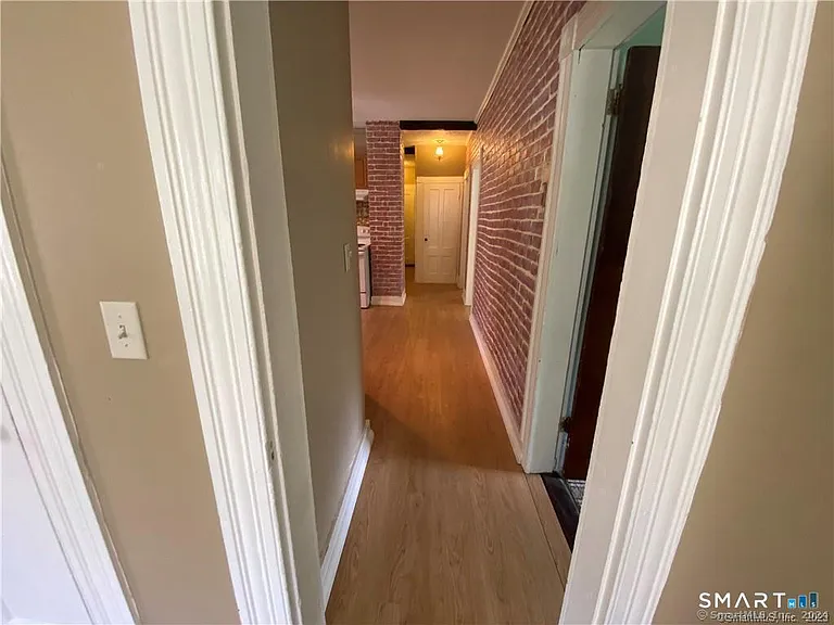 114 Nooks Hill Rd — Photo 15