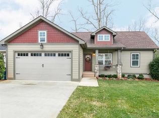 36 Asher Ln, Arden, NC 28704