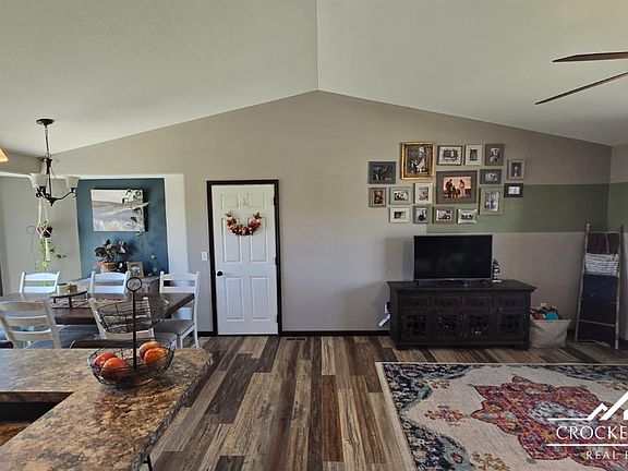 5th image of 4116 Hawthorne Way