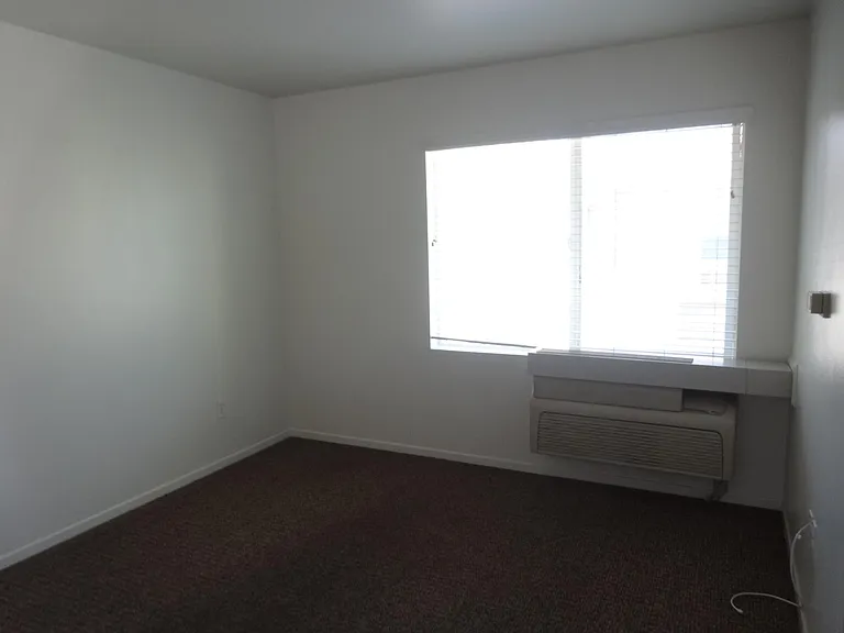 585 E Harvard Blvd #204 — Photo 10