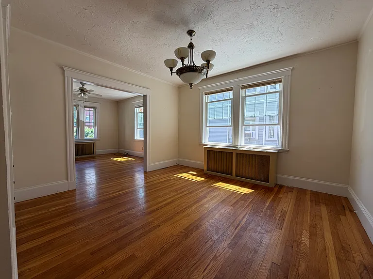 70 Ardale St #1 — Photo 6