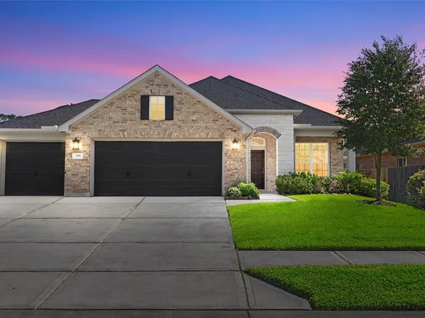 350 Westlake Terrace Drive, Conroe, TX 77304