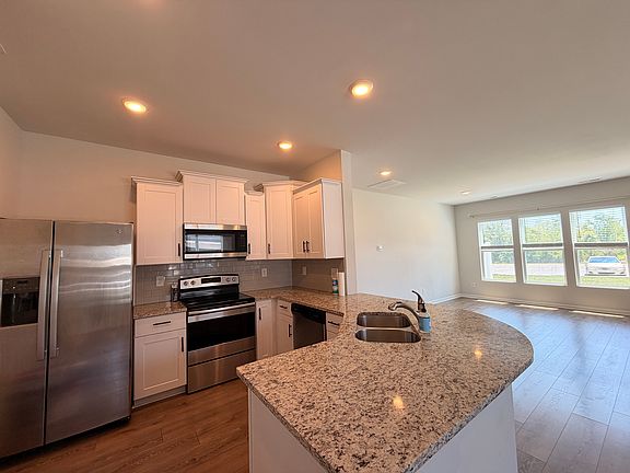 3rd image of 2451 Salem Creek Ct