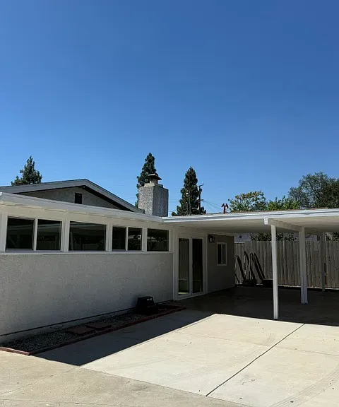 9245 Mills Ave — Photo 22