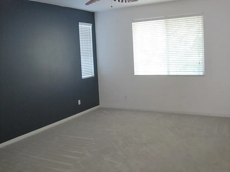 7593 Cloverhill Dr — Photo 6