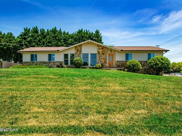 7600 Cedarcrest Rd, Knoxville, TN 37938