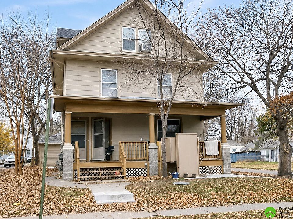 1st image of 3201 Starr St