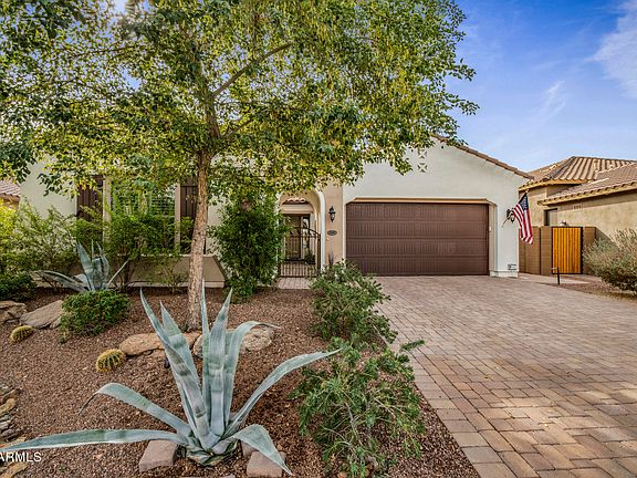 2nd image of 5249 E Palo Brea Ln