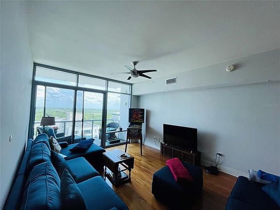 5th image of 260 Osceola Ave #1102