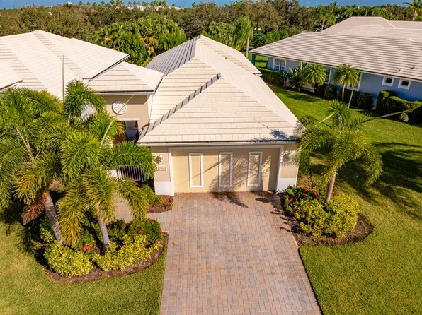 1230 Saint Georges Ln, Vero Beach, FL 32967
