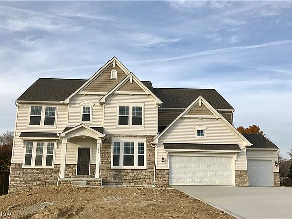 3rd image of 1379 Stoney Pointe Dr
