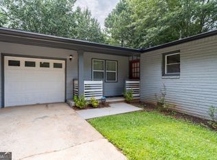 2096 Chestnut Hill Cir, Decatur, GA 30032