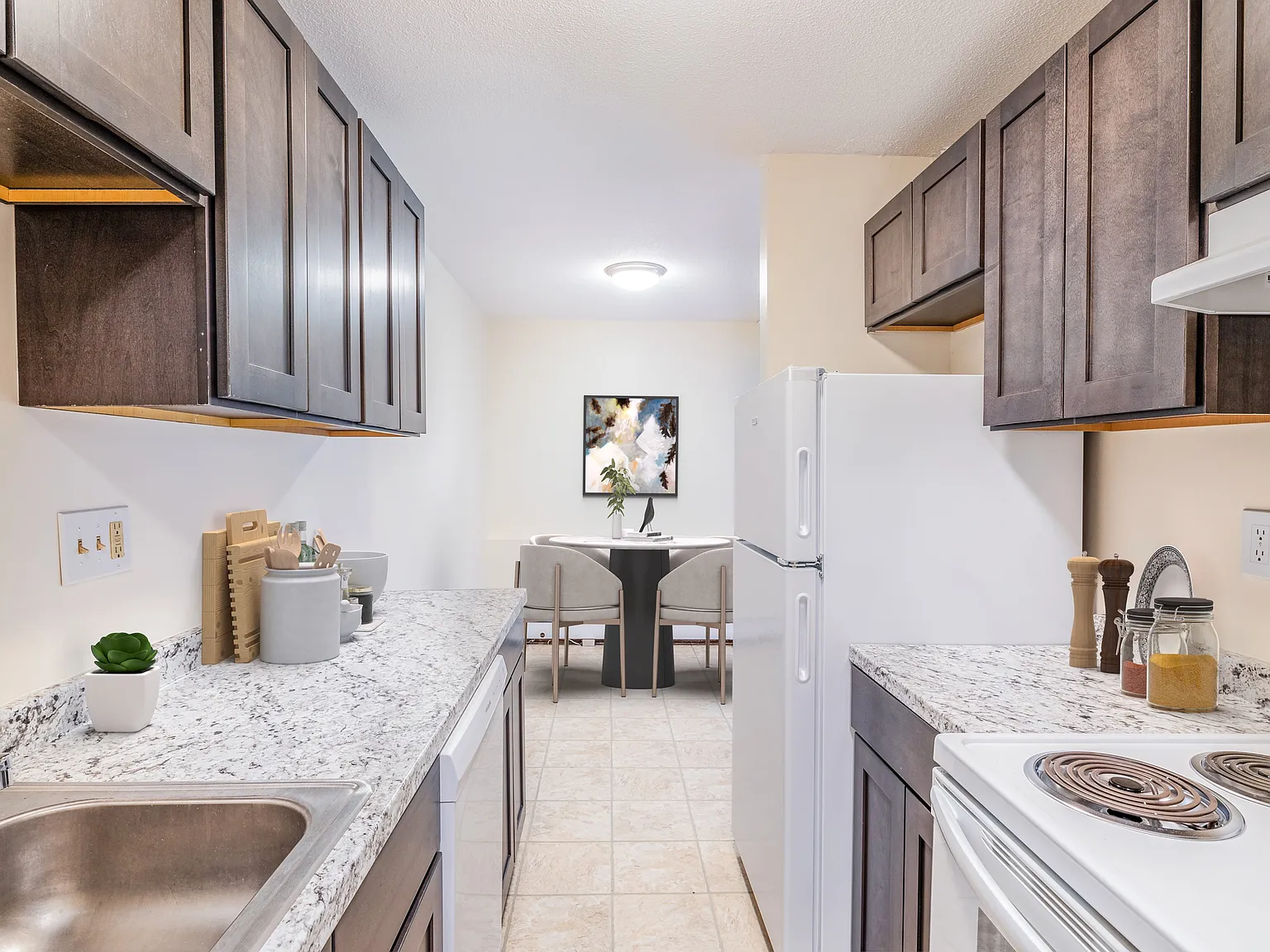 Oak Ridge Village Apartments — Photo 3
