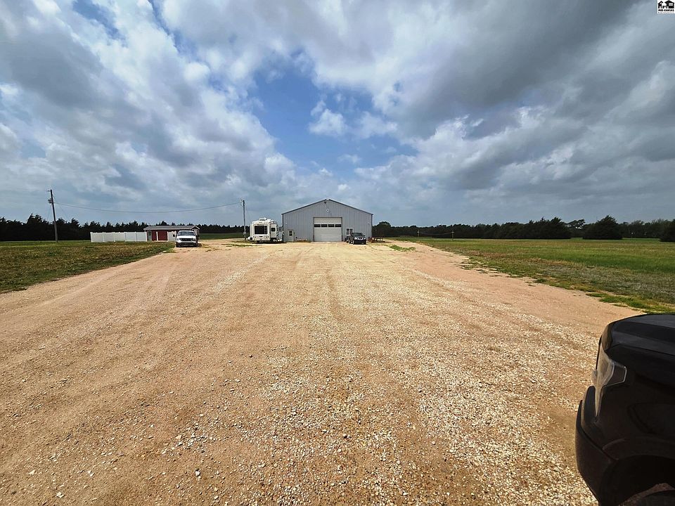 1st image of 1885 Upland Rd
