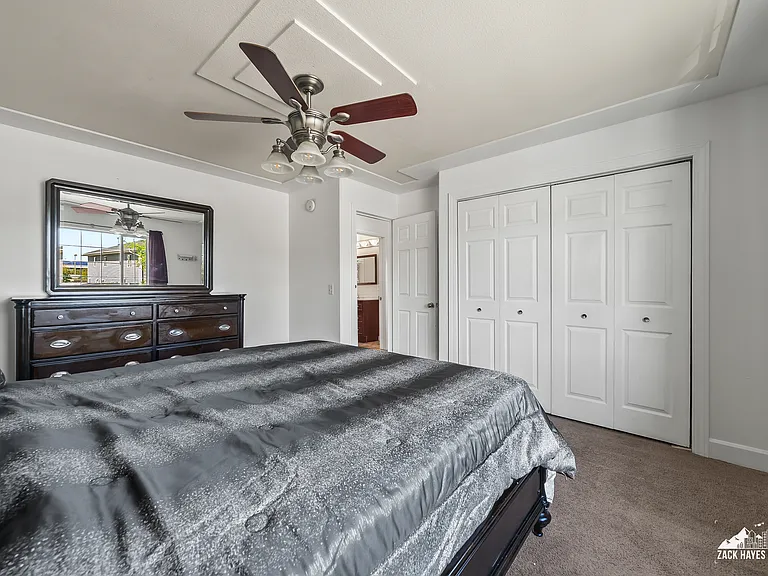 300 E 45th Ave #4 — Photo 22