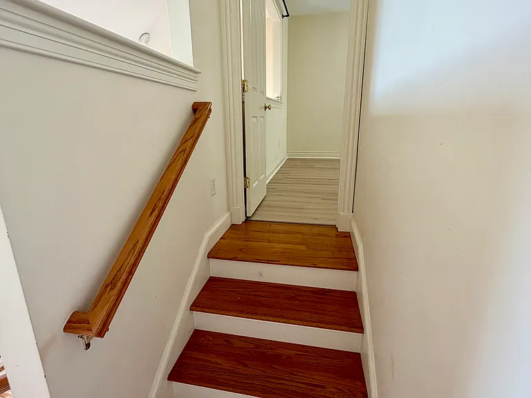 944 Roosevelt Trl #19 — Photo 11