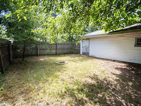 3rd image of 4552 Magnolia Ave SW