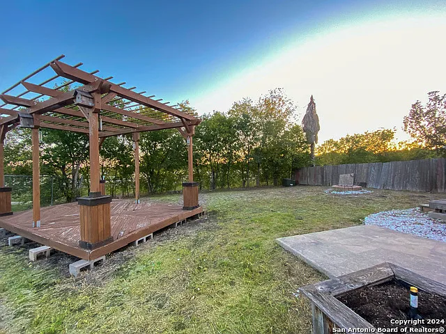 4203 Misty Springs Dr — Photo 22