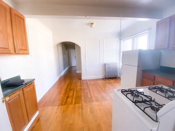 3rd image of 2757 N Kostner Ave #3