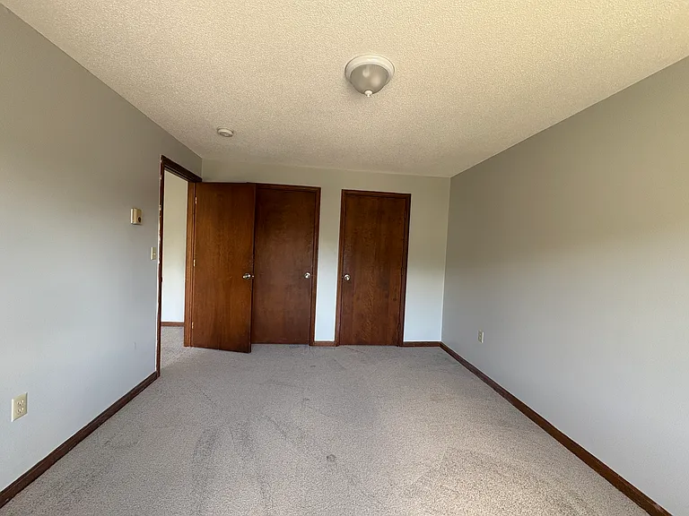 26 Judith Ln #8 — Photo 13