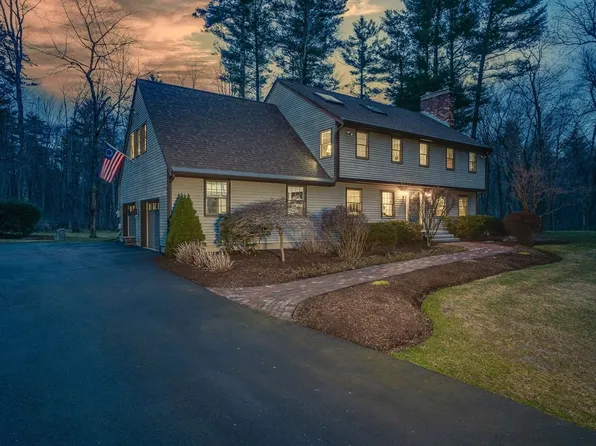 22 Sawyer Ave, Atkinson, NH 03811