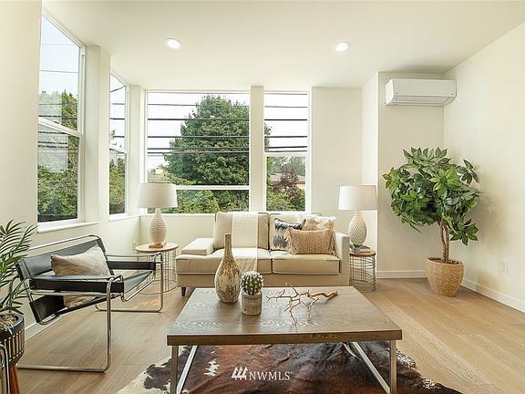 5th image of 5009 A 40th Avenue NE