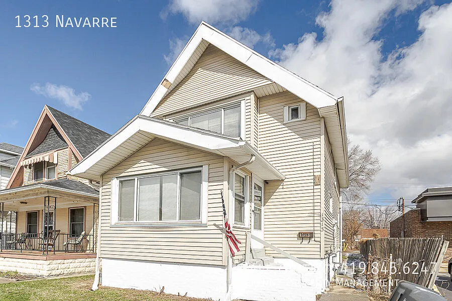 1313 Navarre Ave
