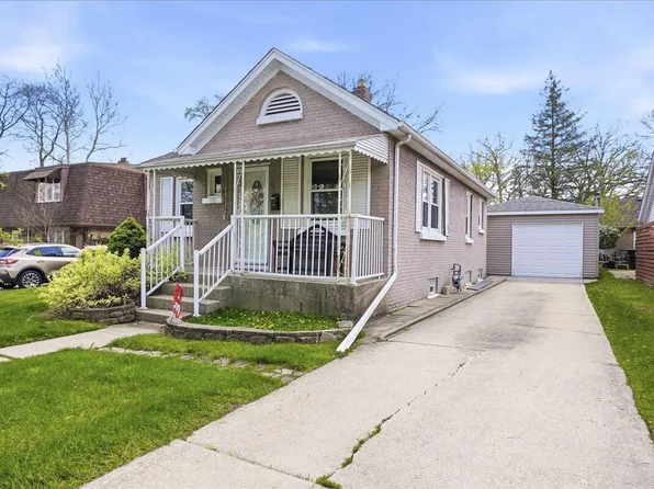 120 W 2nd St, Hobart, IN 46342