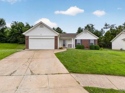 1910 Bonnie Brook Ln, Wentzville, MO, 63385