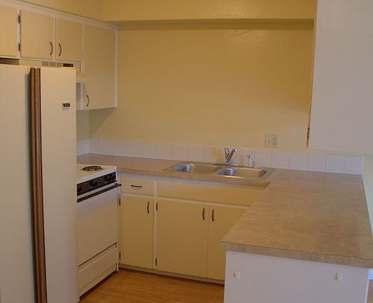 Photos may not be of exact unit but of similar unit