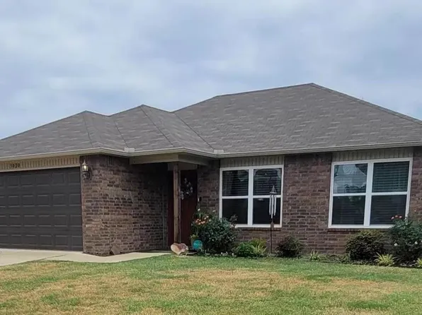 3020 Beechwood Dr, Conway, AR 72032