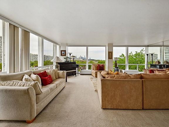 2nd image of 601 E 32nd St APT 800