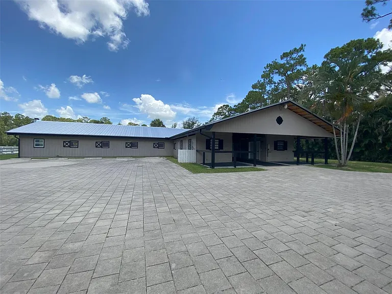 2315 Deer Run Blvd — Photo 5