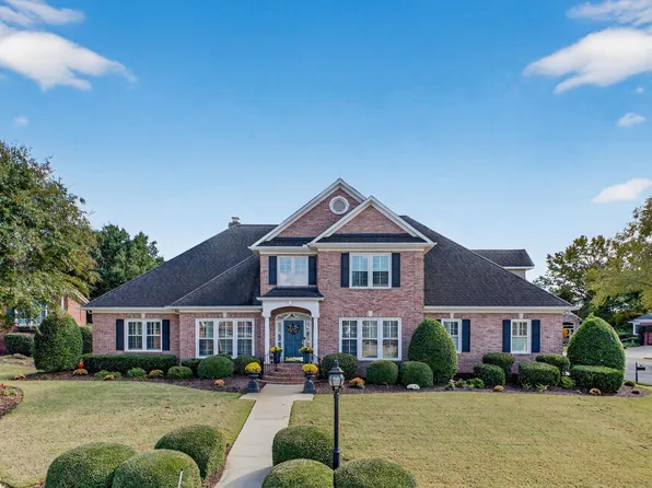 201 Green Arbor Ln, Greenville, SC 29615