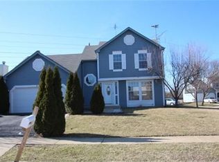 200 Dickens Trl, Elgin, IL 60120